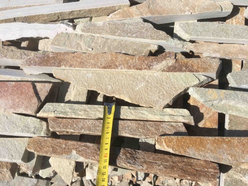 Горбушка златолит золотистый для облицовки купить в Дрезне