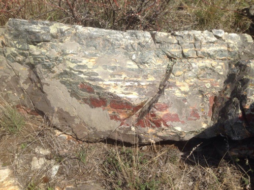 Гигантские зелёные валуны для ландшафтного дизайна весом более 5 тонн купить в Дрезне