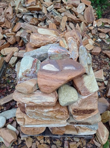 Златолит жёлтый, жёлто-зелёный глыбки и валуны для ланшафтного дизайна купить в Дрезне