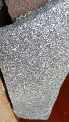 Плитняк златолит серебристый для фасада купить в Дрезне