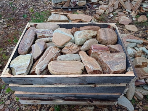 Златолит жёлтый, жёлто-зелёный глыбки и валуны для ланшафтного дизайна купить в Дрезне