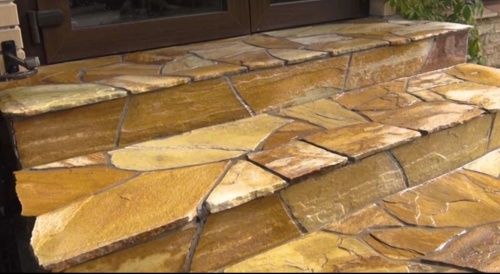 Плитняк златолит жёлтый золотистый для отмостки купить в Дрезне