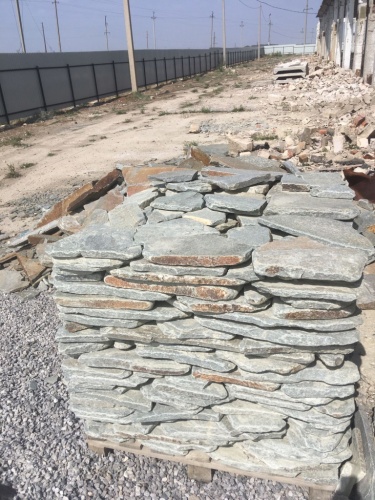 Златолит серебристый галтованный для цоколя купить в Дрезне