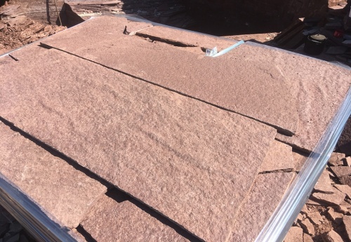 Плитняк лемезит бордовый для ступеней 20-25 мм купить в Дрезне